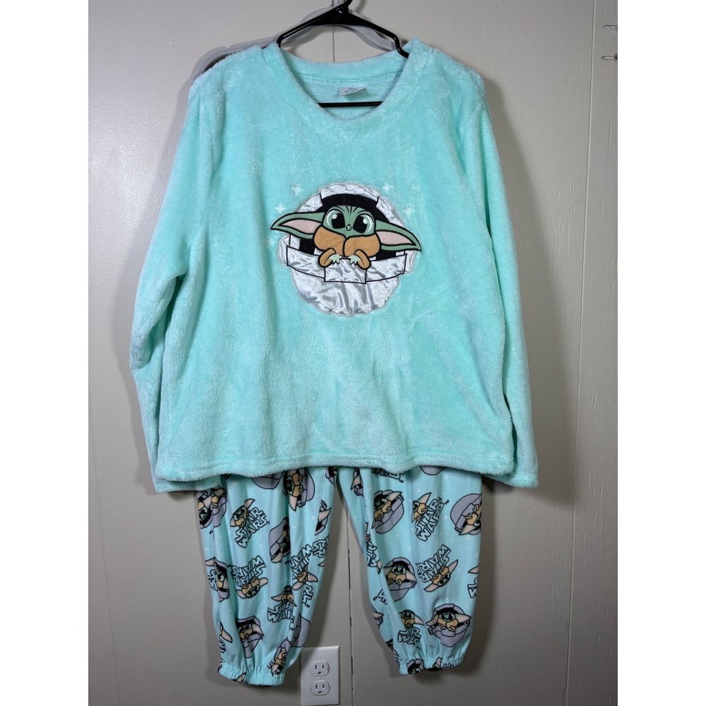 Disney 100 Star Wars Grogu Baby Yoda Fleece PJ Set XL Mint Green Cozy Holiday